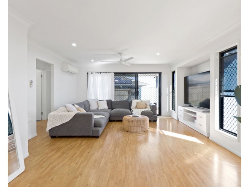 17 Sonoran Street, Rural View QLD 4740