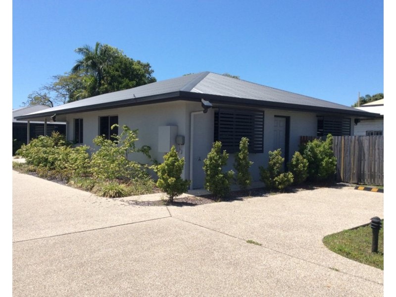 1/98 Broad Street, Sarina QLD 4737