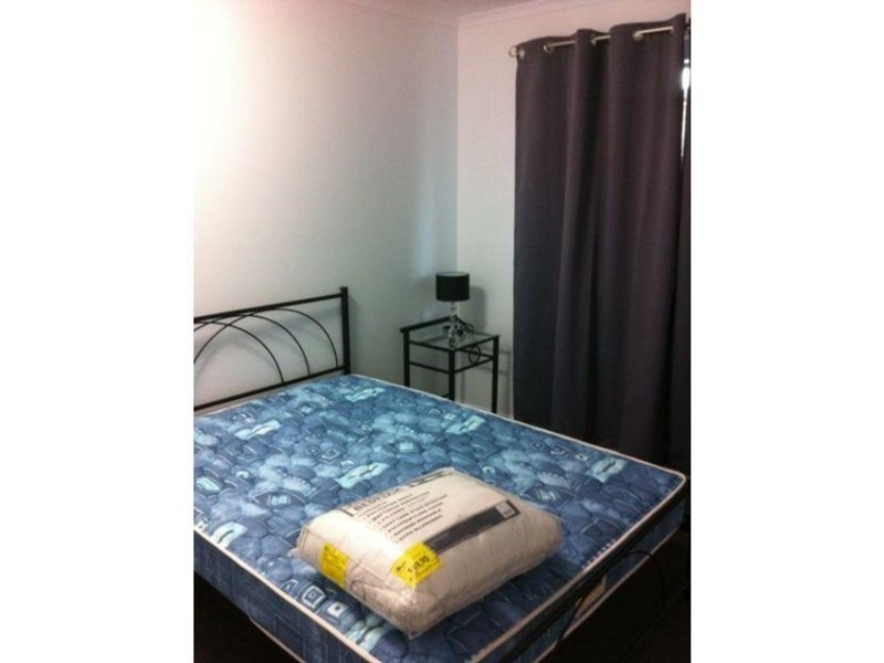 1/98 Broad Street, Sarina QLD 4737