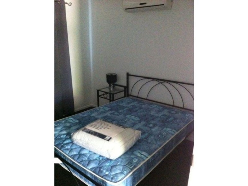 1/98 Broad Street, Sarina QLD 4737