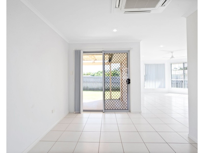 19 Jasmine Drive, Blacks Beach QLD 4740