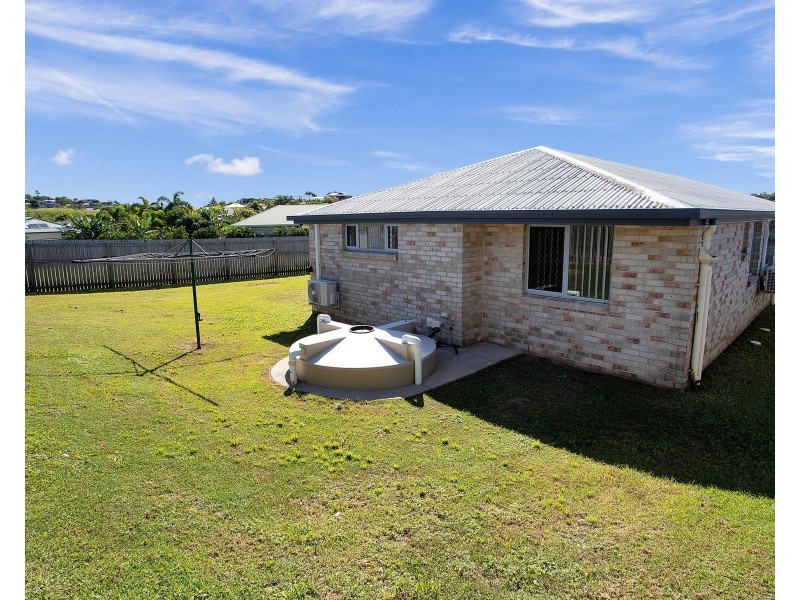 19 Jasmine Drive, Blacks Beach QLD 4740