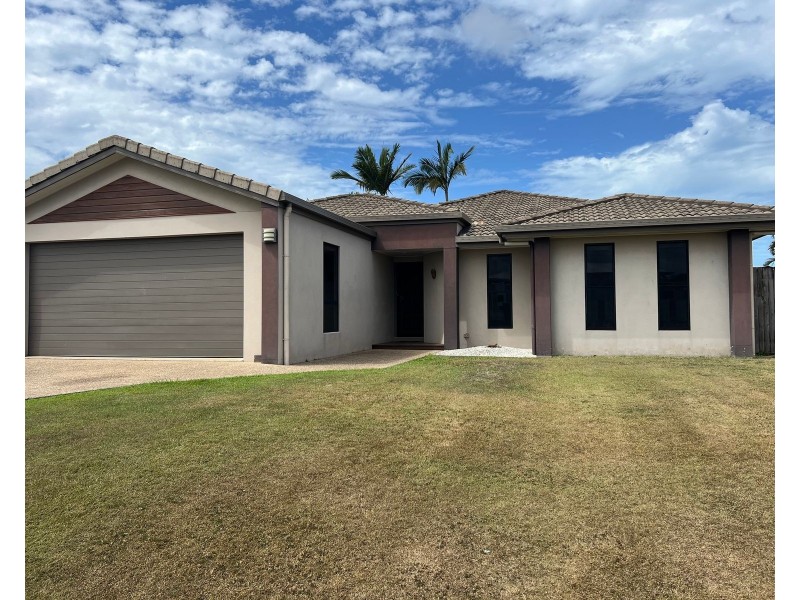 52 Victor Avenue, Glenella QLD 4740