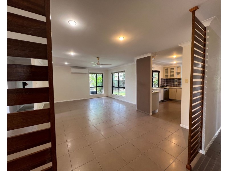 52 Victor Avenue, Glenella QLD 4740