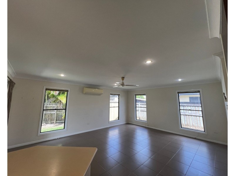 52 Victor Avenue, Glenella QLD 4740