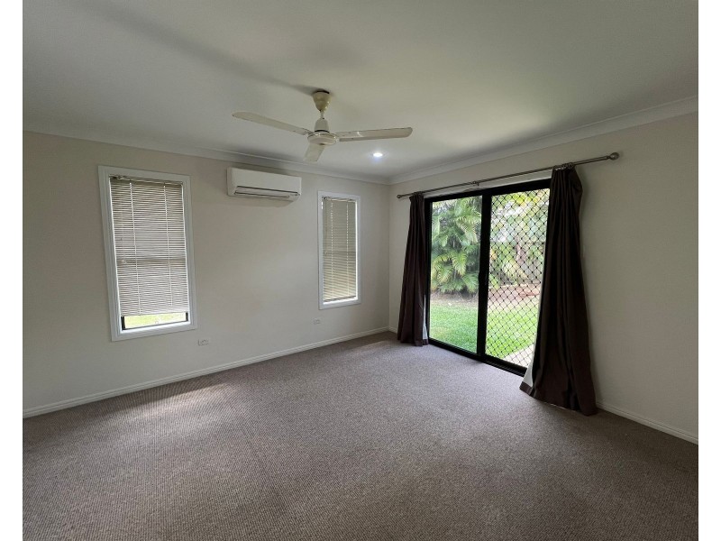 52 Victor Avenue, Glenella QLD 4740