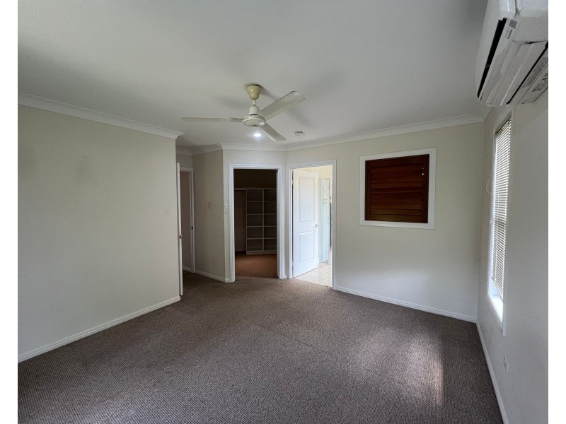 52 Victor Avenue, Glenella QLD 4740