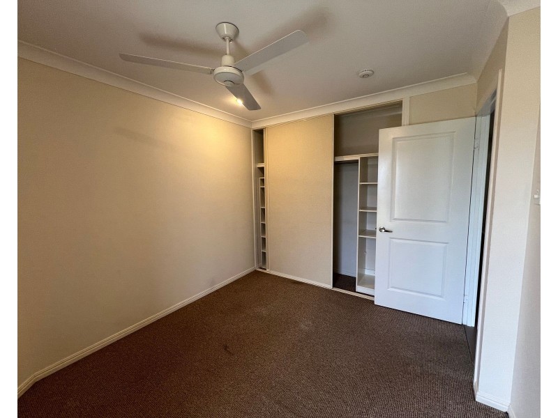 52 Victor Avenue, Glenella QLD 4740