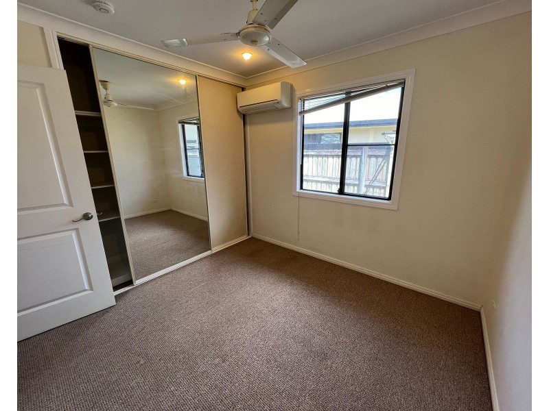 52 Victor Avenue, Glenella QLD 4740