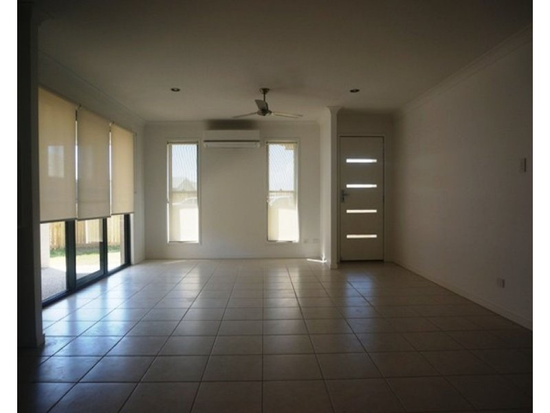 1/14 Halifax Place, Bucasia QLD 4750