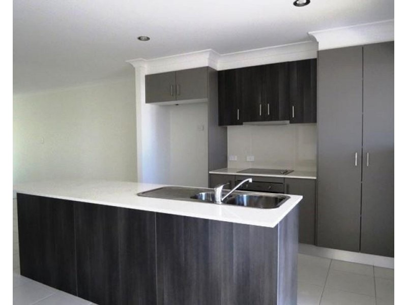 26 Northern Circuit, Rural View QLD 4740
