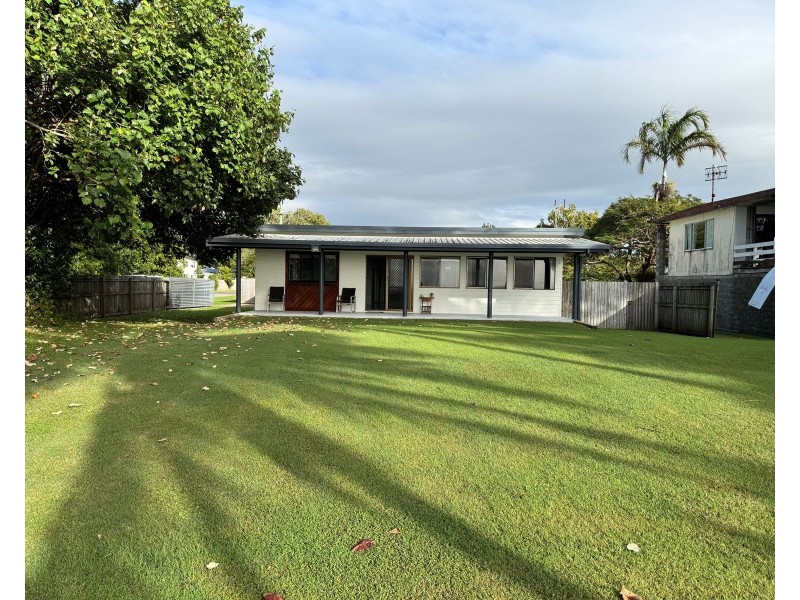 40 Melba Street, Armstrong Beach QLD 4737