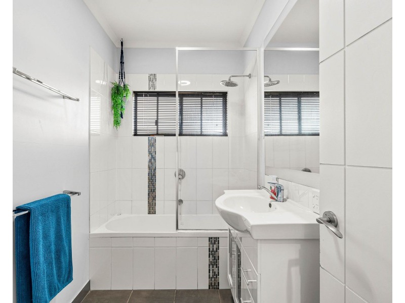 9 Jennifer Court, Bucasia QLD 4750
