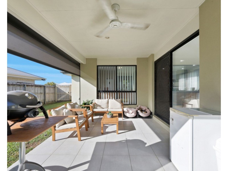 28 Patricia Circuit, Mirani QLD 4754