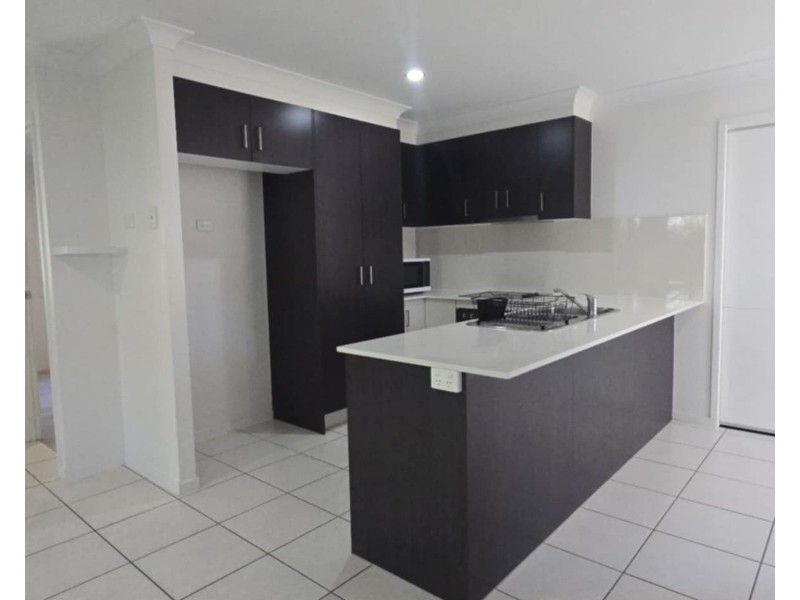 1/86 West Street, Sarina QLD 4737
