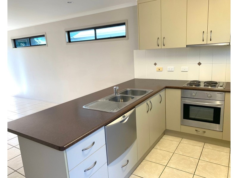 4/12 Kennedy Street, South Mackay QLD 4740