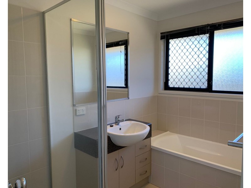 31 Blackmur Street, Marian QLD 4753