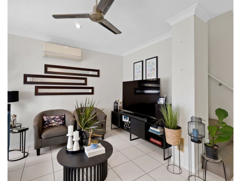 19 Northern Circuit, Rural View QLD 4740