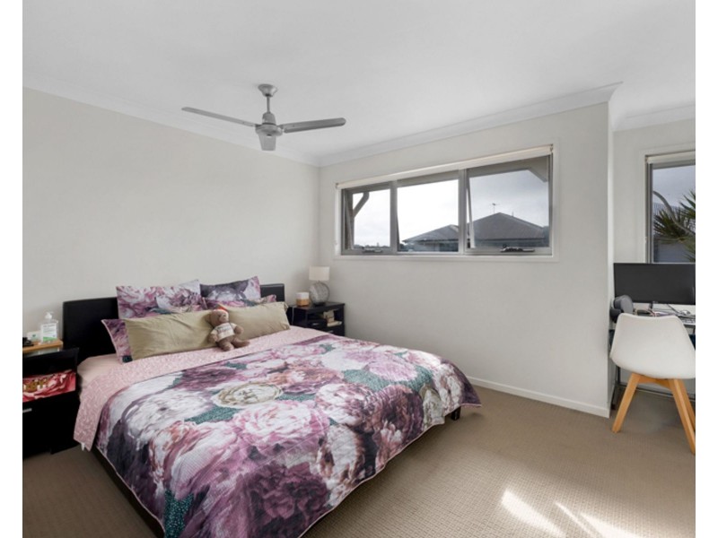 19 Northern Circuit, Rural View QLD 4740