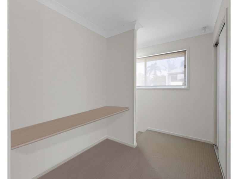 19 Northern Circuit, Rural View QLD 4740