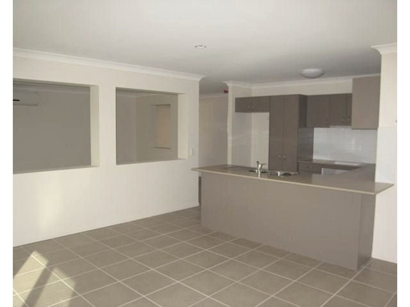 110 Whitehaven Drive, Blacks Beach QLD 4740