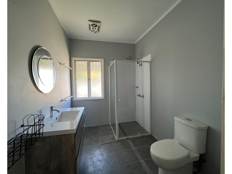 6 Pheasant Street, Slade Point QLD 4740