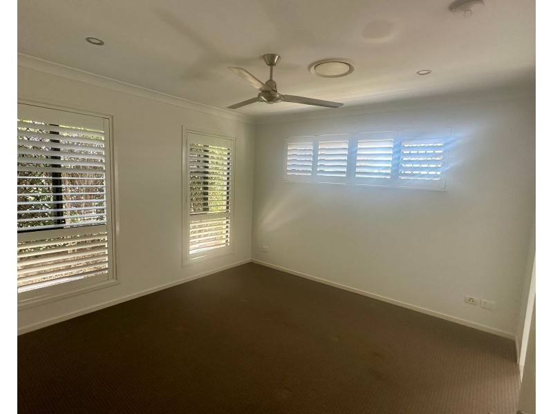 12 Moreton Drive, Rural View QLD 4740