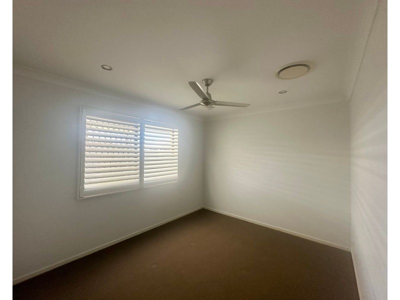 12 Moreton Drive, Rural View QLD 4740