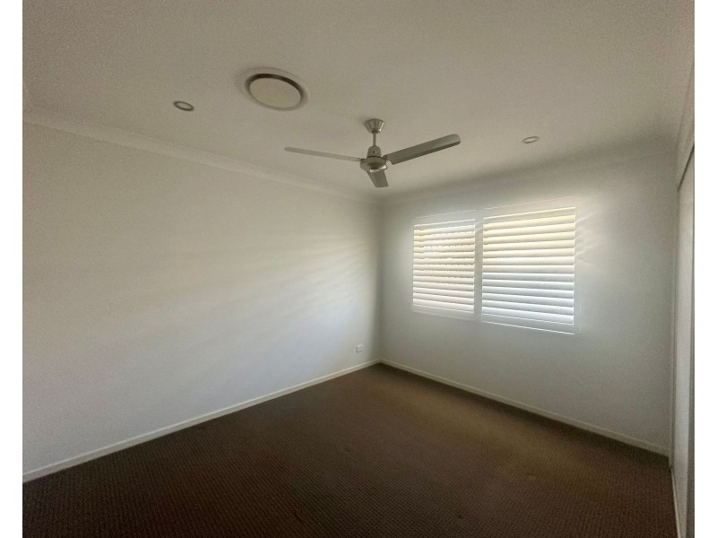 12 Moreton Drive, Rural View QLD 4740