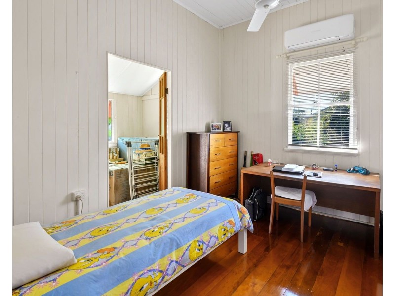 11  Luscombe Street, Mackay QLD 4740