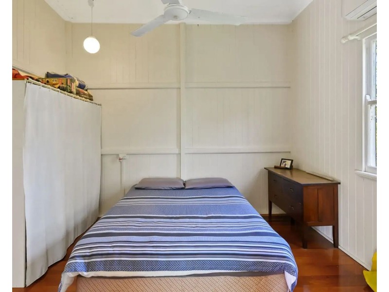 11  Luscombe Street, Mackay QLD 4740