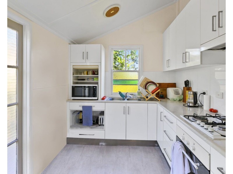 11  Luscombe Street, Mackay QLD 4740