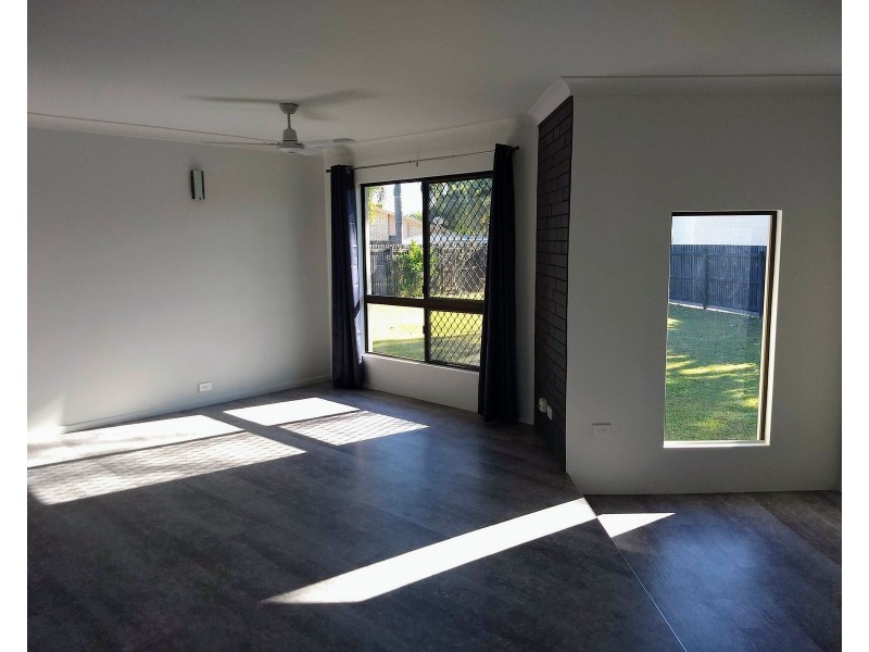 2/4 Peter Court, Andergrove QLD 4740