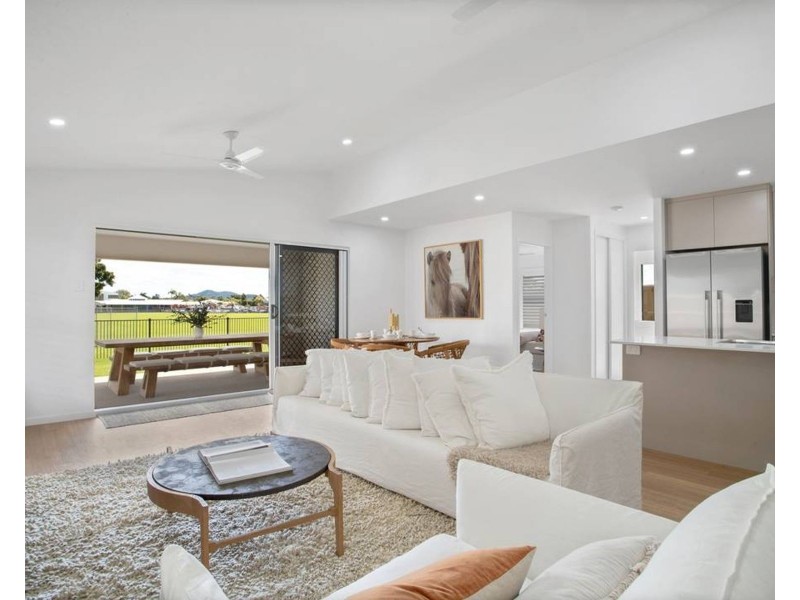 23 Lakeside Way, Andergrove QLD 4740