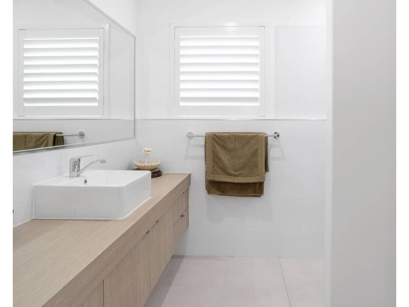 23 Lakeside Way, Andergrove QLD 4740