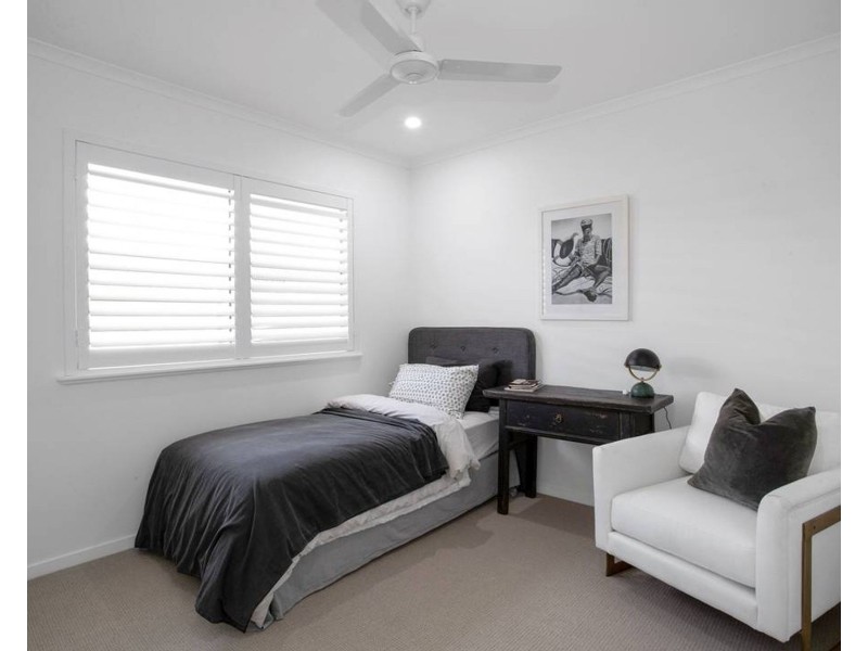 23 Lakeside Way, Andergrove QLD 4740