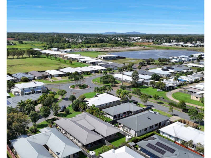 23 Lakeside Way, Andergrove QLD 4740