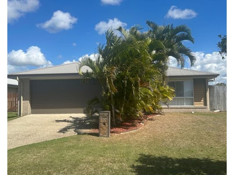 24 Halifax Place, Rural View QLD 4740