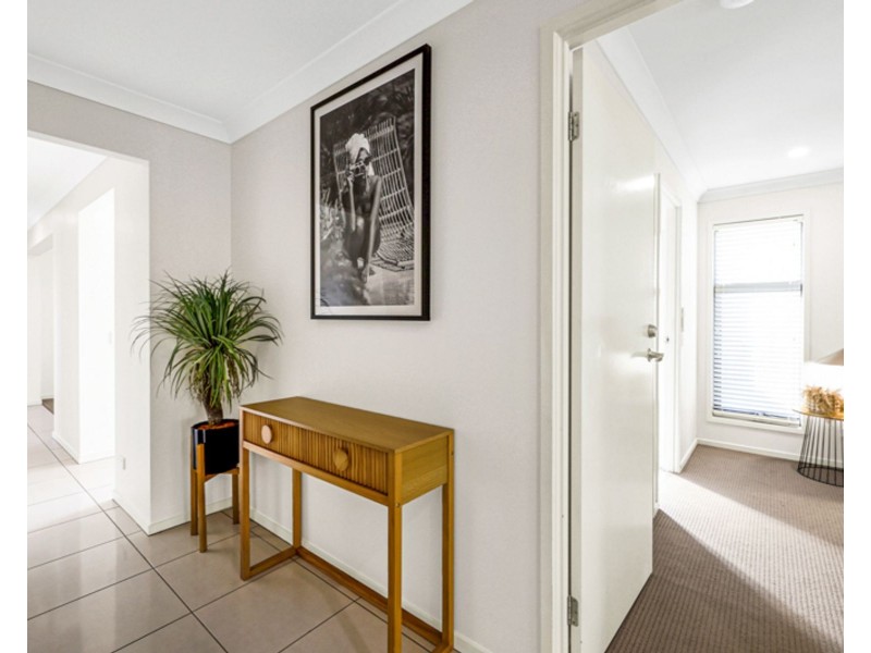 11 Lyam Place, Eimeo QLD 4740