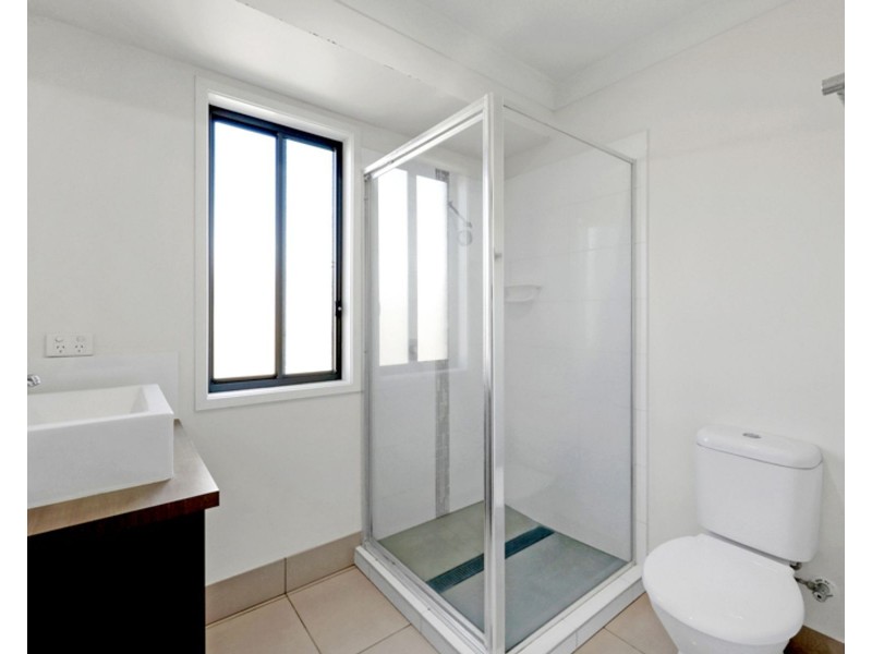 11 Lyam Place, Eimeo QLD 4740