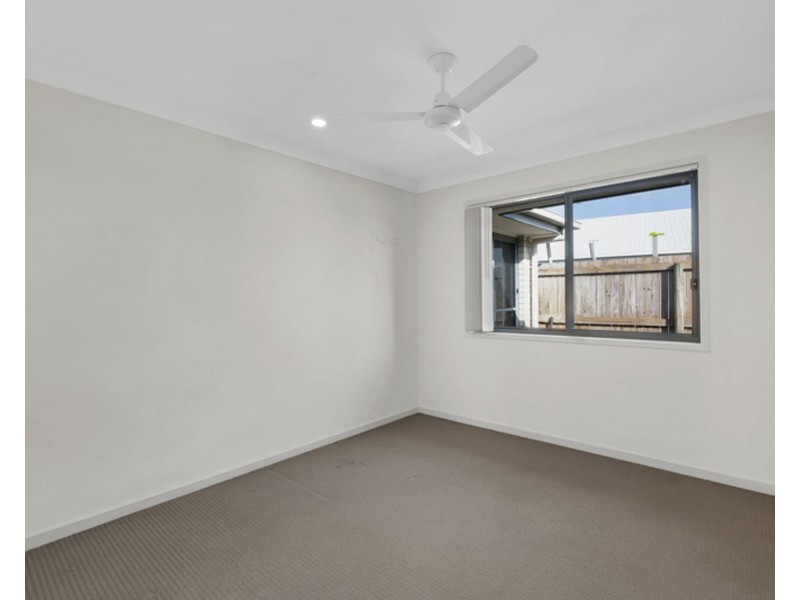 11 Lyam Place, Eimeo QLD 4740