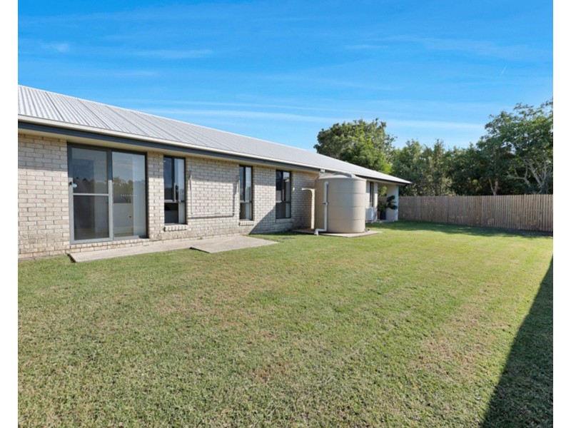 11 Lyam Place, Eimeo QLD 4740