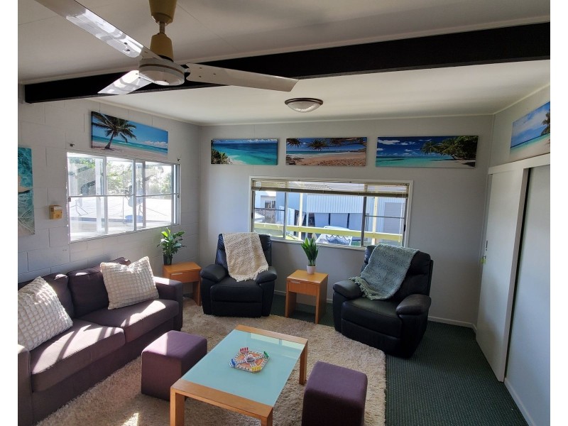 9 Rosella Street, St Helens Beach QLD 4798