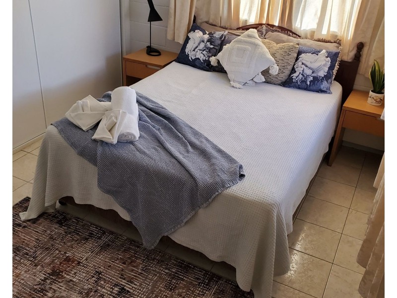 9 Rosella Street, St Helens Beach QLD 4798