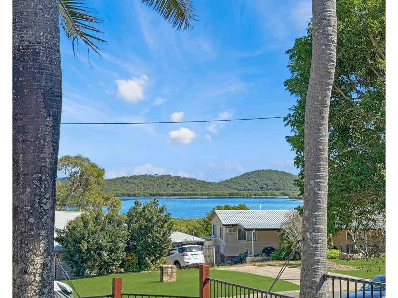 12 Hackett Court, Campwin Beach QLD 4737