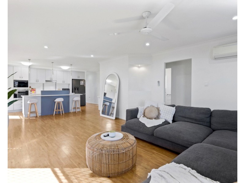 17 Sonoran Street, Rural View QLD 4740