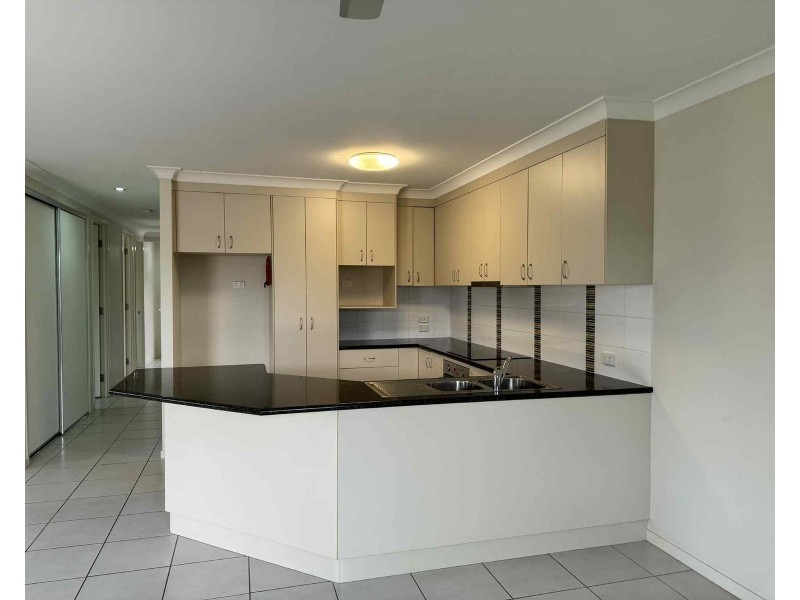 1/22 Pacific Avenue, Sarina QLD 4737