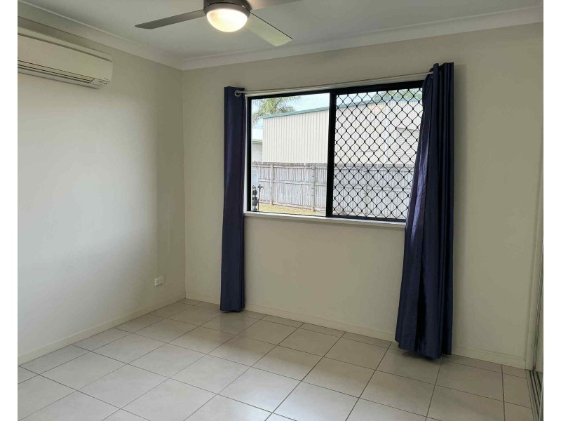 1/22 Pacific Avenue, Sarina QLD 4737
