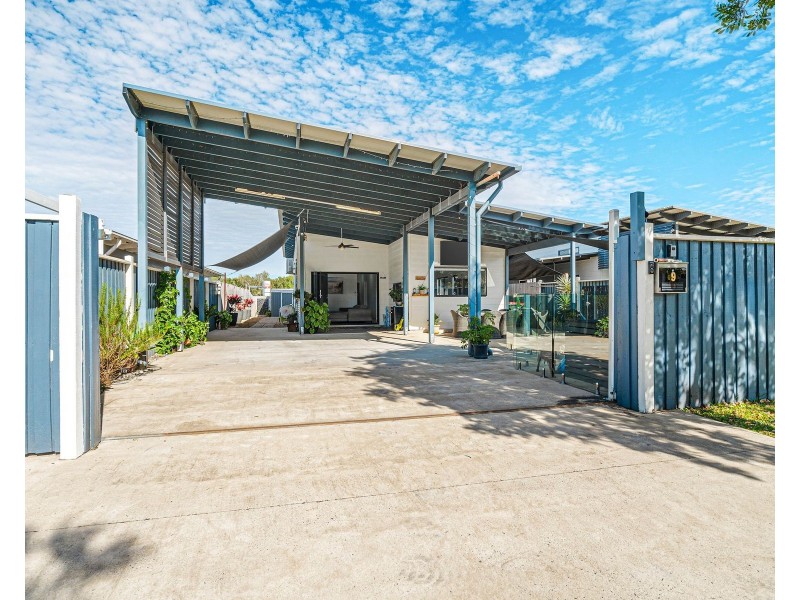 9 Jennifer Court, Bucasia QLD 4750