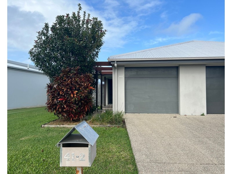2/41 Primavera Boulevard, Beaconsfield QLD 4740